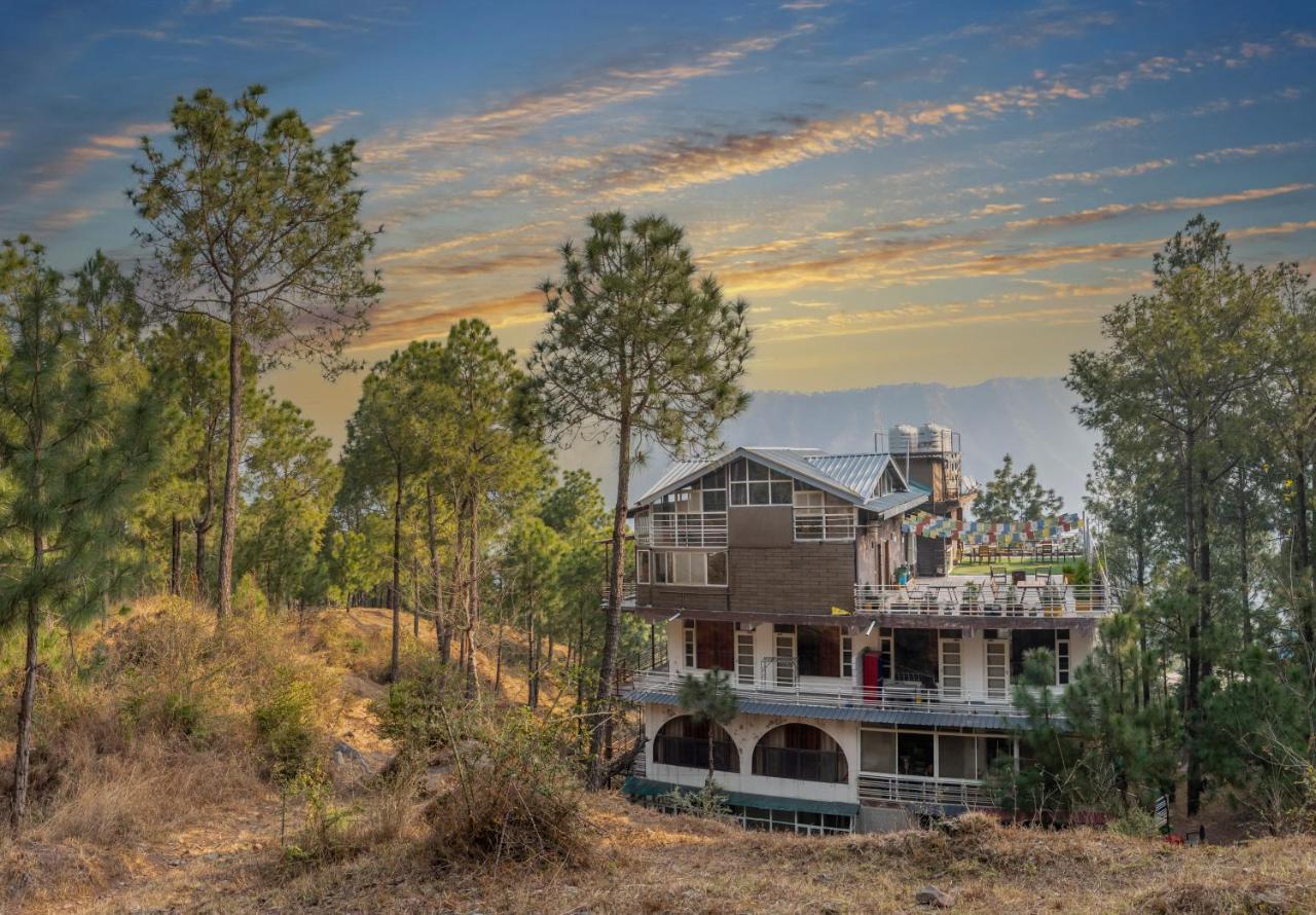 Bed and Breakfast Hillcrest Heights à Kasauli Extérieur photo