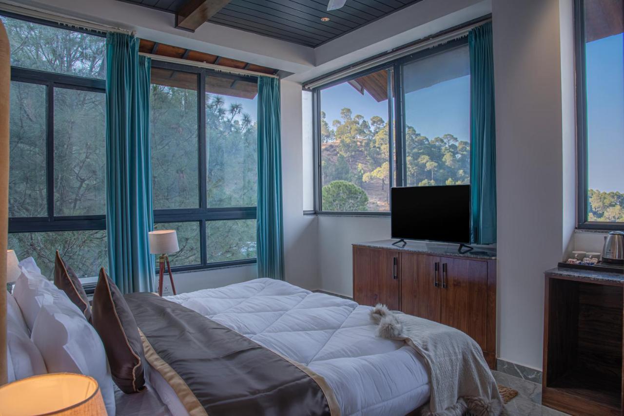 Bed and Breakfast Hillcrest Heights à Kasauli Extérieur photo