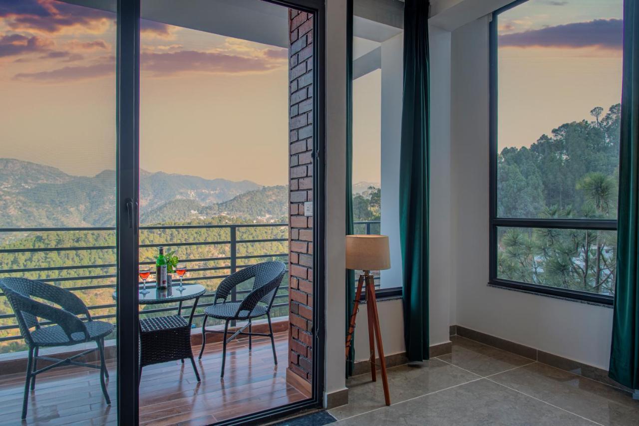 Bed and Breakfast Hillcrest Heights à Kasauli Extérieur photo